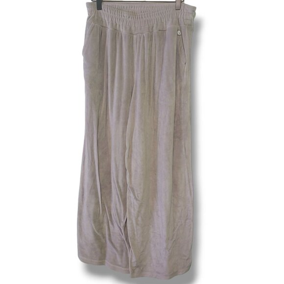 Livi Active Wide Leg Pants in Light Gray - Picture 1 of 8